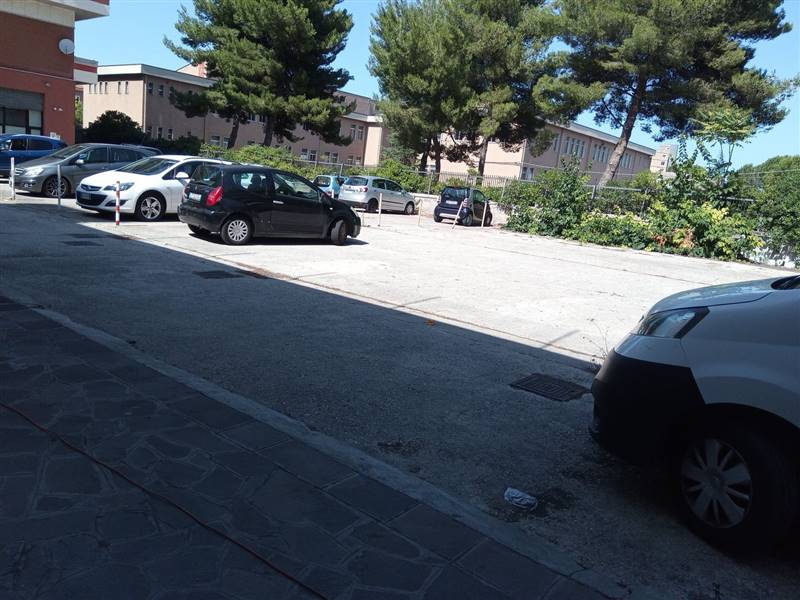 ufficio in affitto a Pescara in zona Ospedale