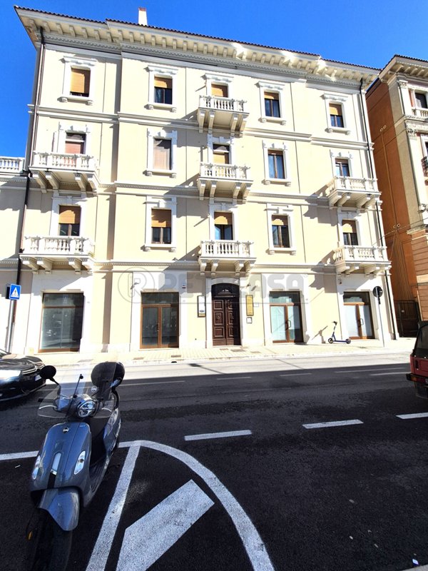 ufficio in affitto a Pescara in zona Porta Nuova