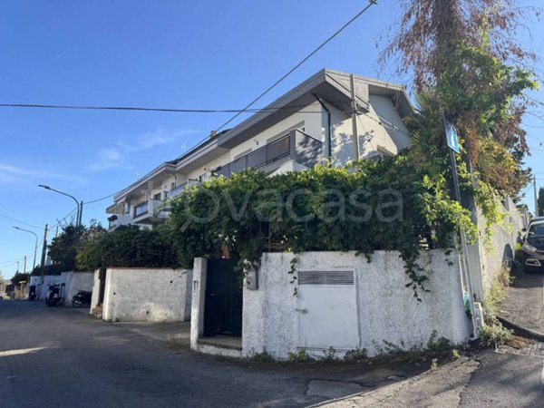 casa indipendente in affitto a Pescara in zona Colle Scorrano