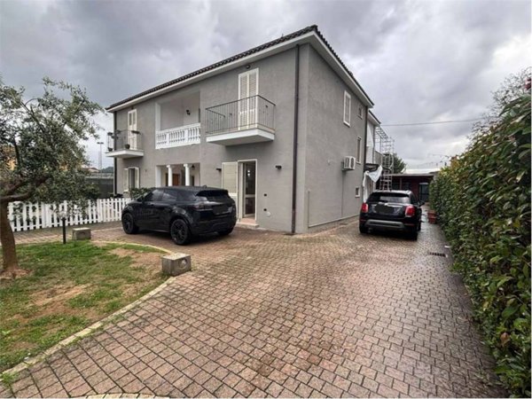 casa indipendente in affitto a Pescara in zona Fontanelle