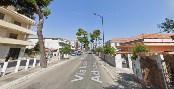 locale commerciale in affitto a Pescara