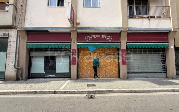 negozio in affitto a Pescara in zona Centro Città