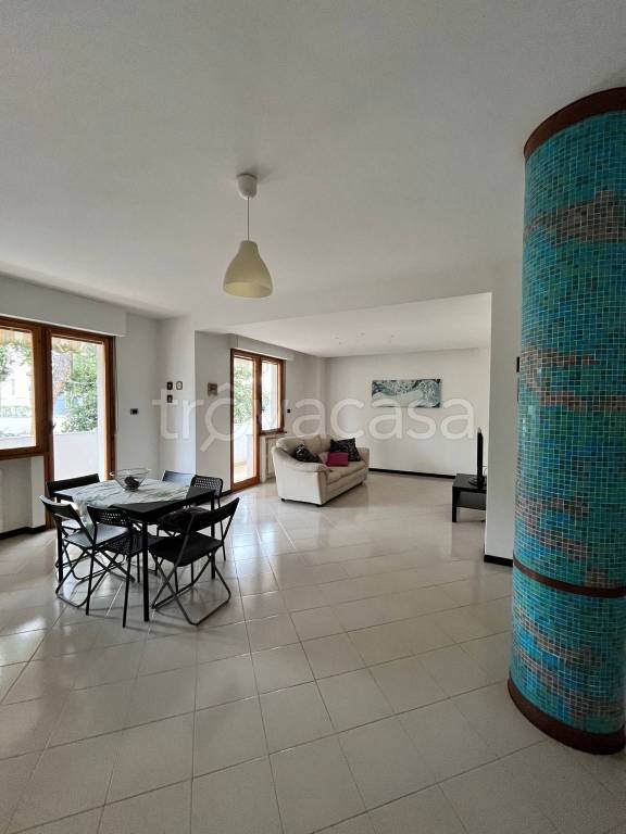 appartamento in affitto a Pescara in zona Colle Scorrano