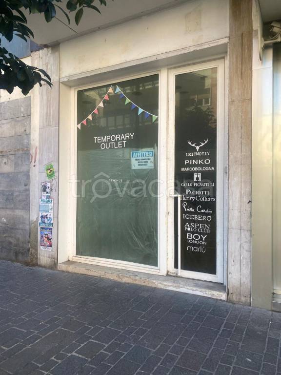 negozio in affitto a Pescara in zona Centro Città