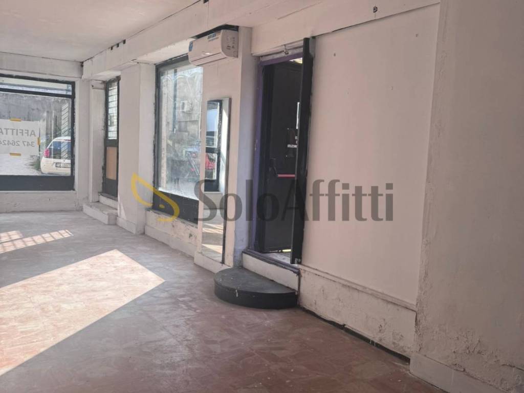 negozio in affitto a Pescara in zona Porta Nuova