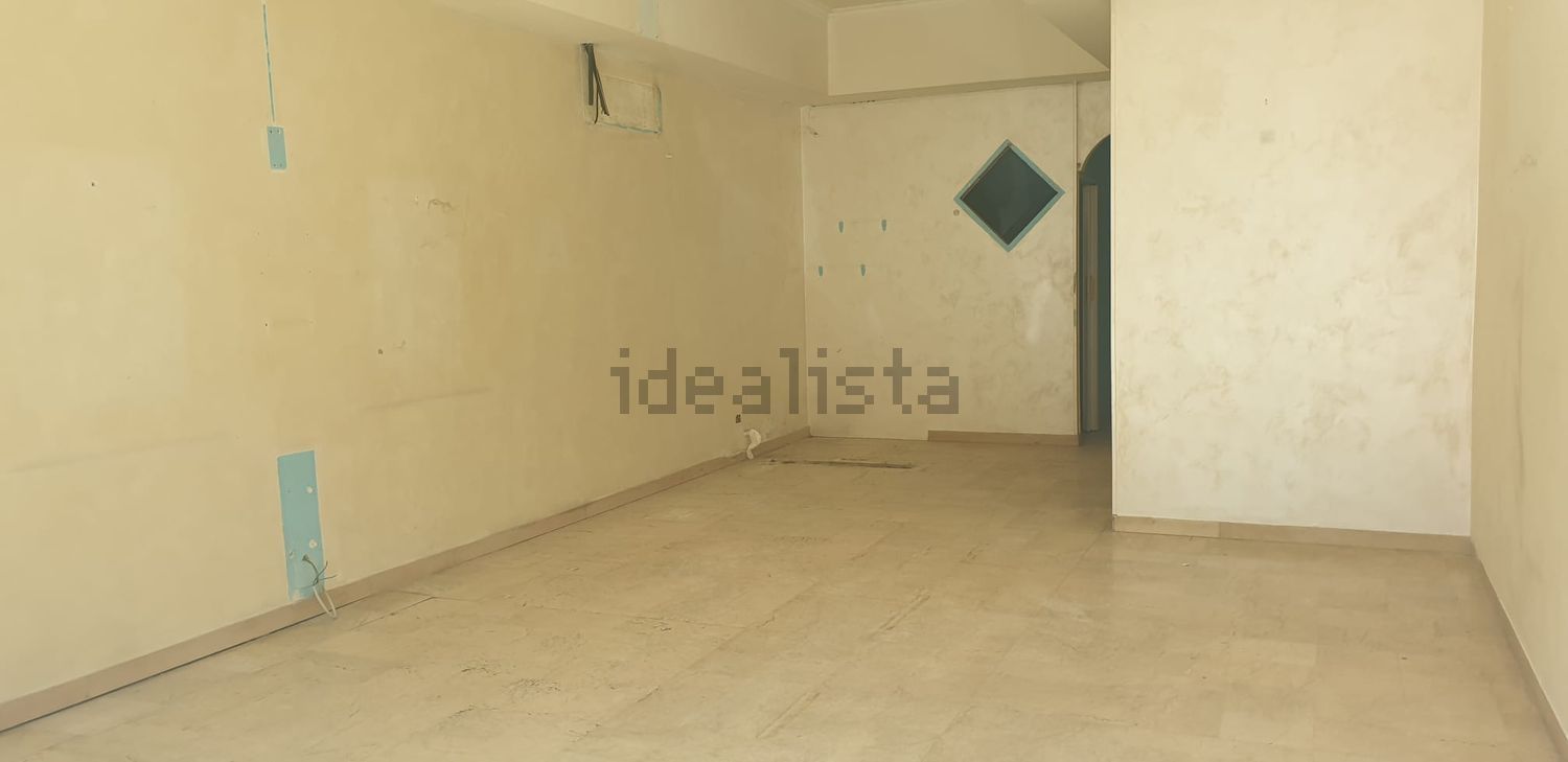 locale commerciale in affitto a Pescara