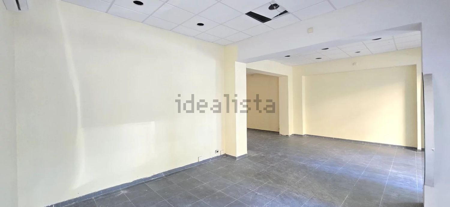 locale commerciale in affitto a Pescara