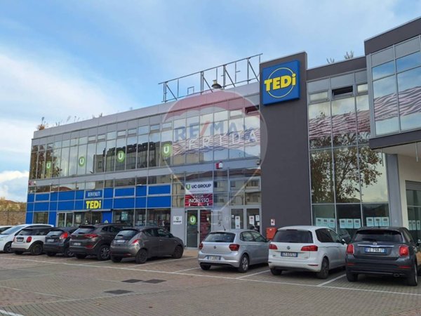 negozio in affitto a Pescara