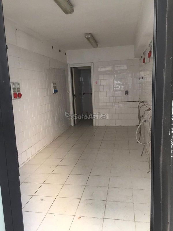 locale di sgombero in affitto a Pescara
