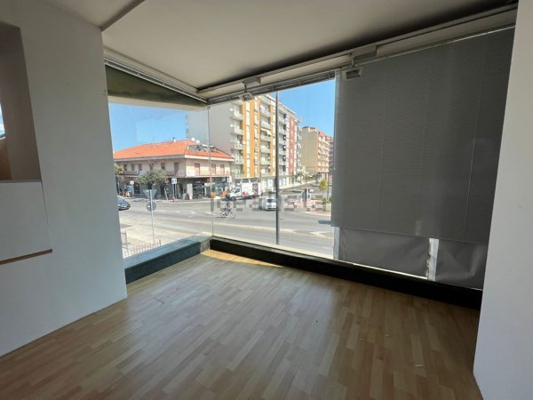 locale commerciale in affitto a Pescara in zona Porta Nuova