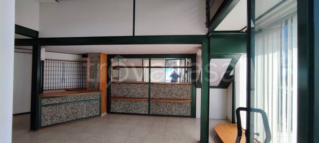 negozio in affitto a Pescara in zona Porta Nuova