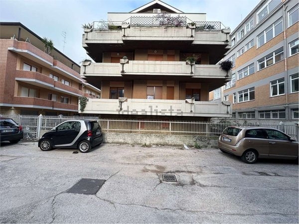 appartamento in affitto a Pescara in zona Castellammare