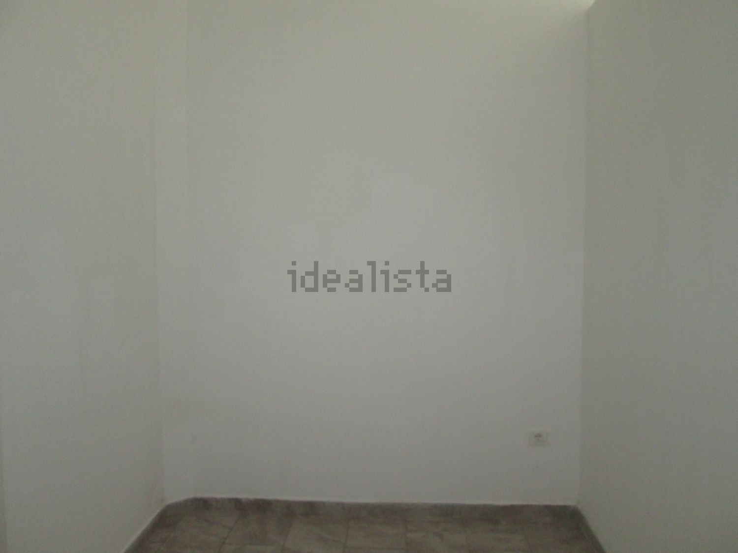 locale commerciale in affitto a Pescara