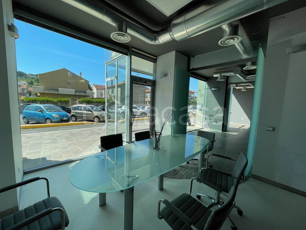 ufficio in affitto a Pescara in zona Stadio