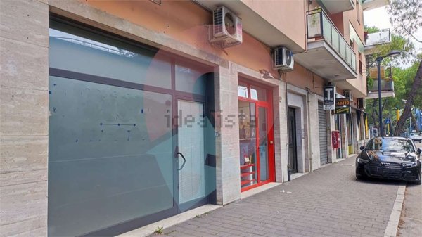 locale commerciale in affitto a Pescara