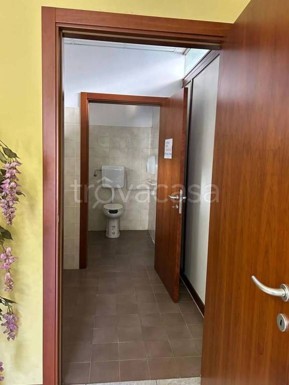 negozio in affitto a Pescara in zona Duca degli Abruzzi