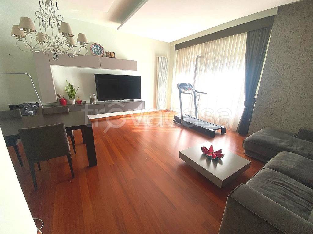 appartamento in affitto a Pescara in zona Centro Città