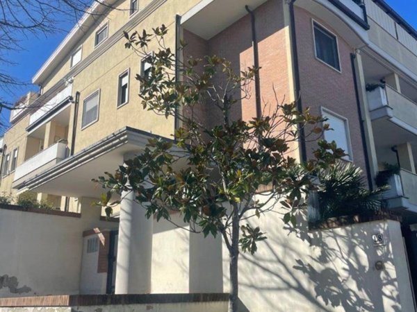 appartamento in affitto a Pescara in zona Pineta