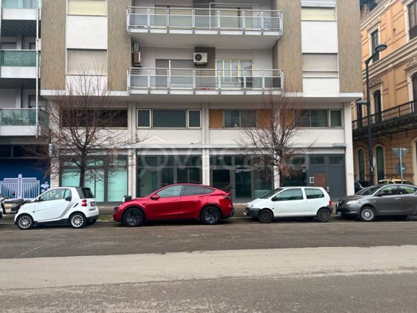 negozio in affitto a Pescara