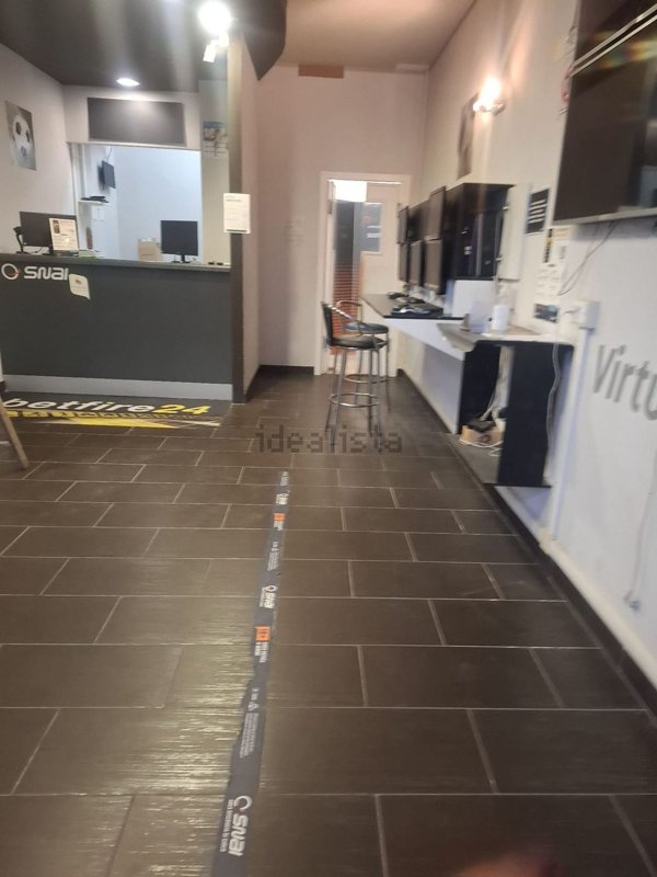 locale commerciale in affitto a Pescara