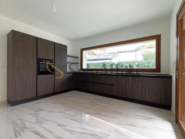 casa indipendente in affitto a Pescara in zona Castellammare