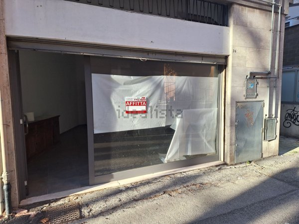locale commerciale in affitto a Pescara