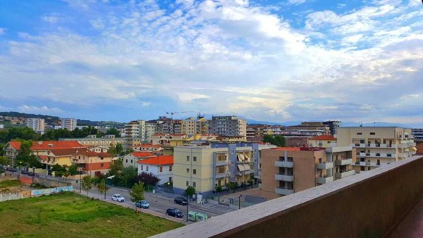 pentavano in affitto a Pescara