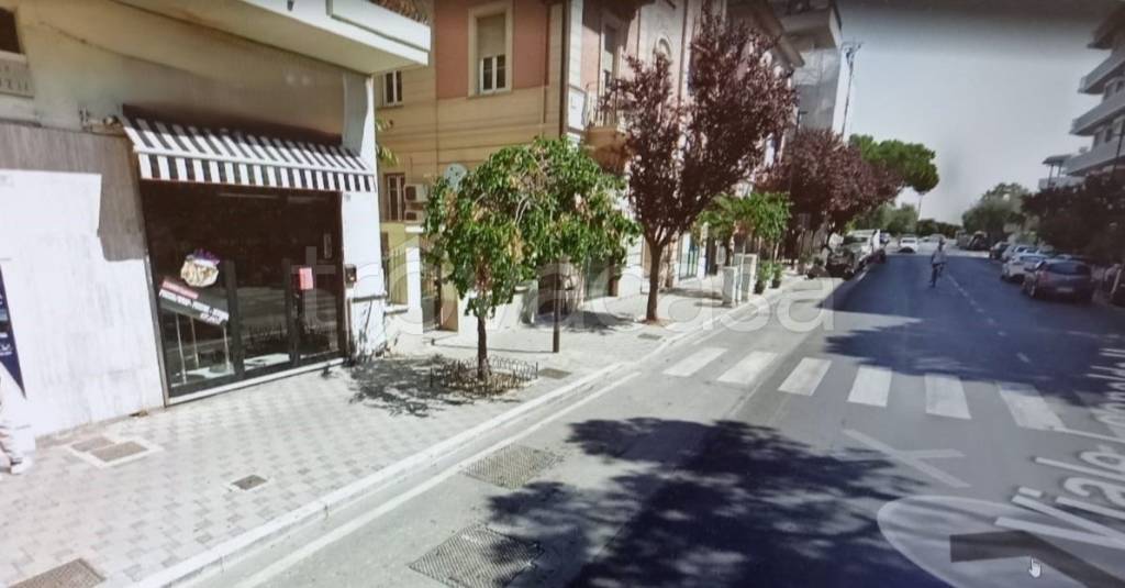negozio in affitto a Pescara