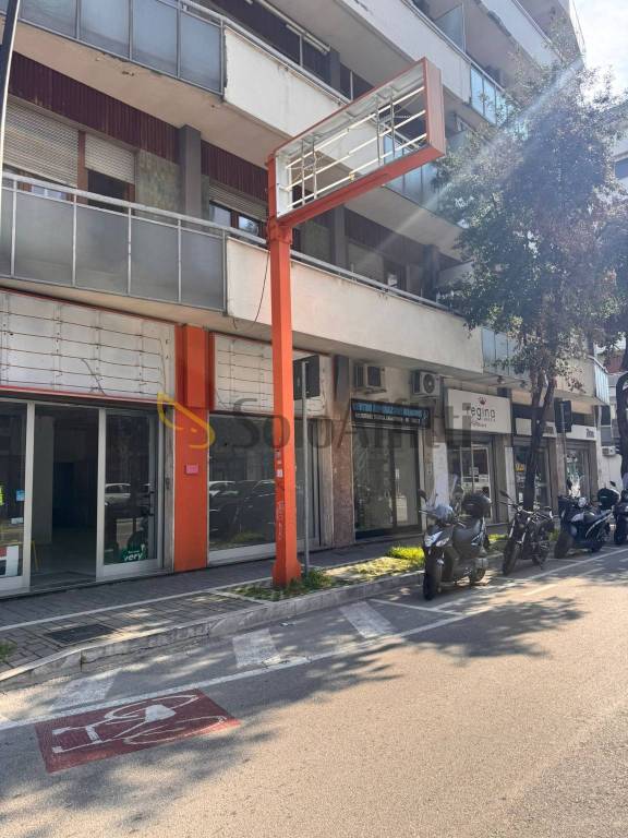 negozio in affitto a Pescara in zona Porta Nuova