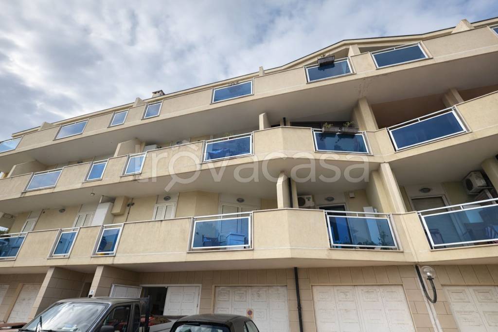 appartamento in affitto a Pescara in zona San Silvestro Spiaggia