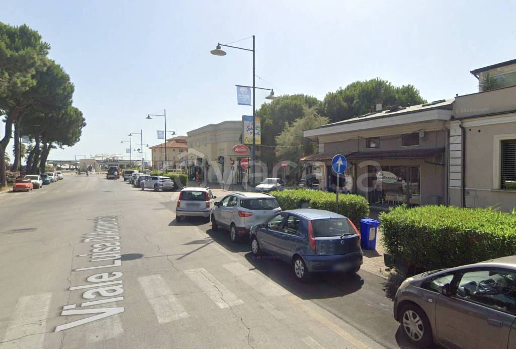 negozio in affitto a Pescara in zona Pineta