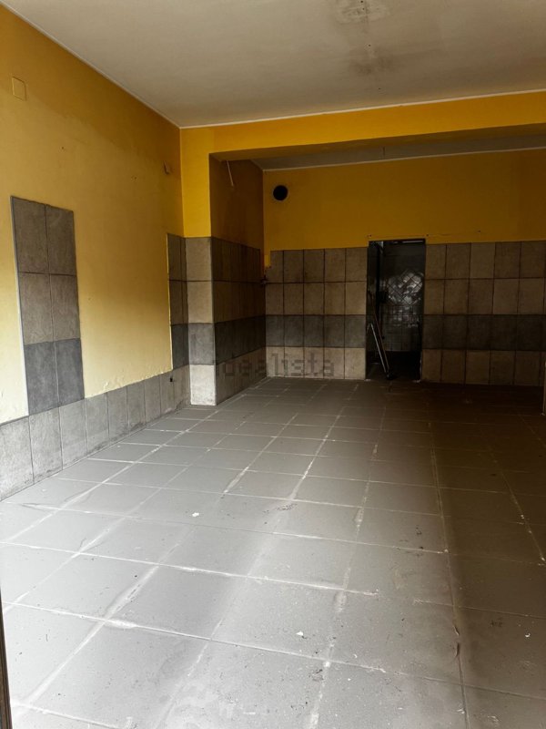 locale commerciale in affitto a Pescara