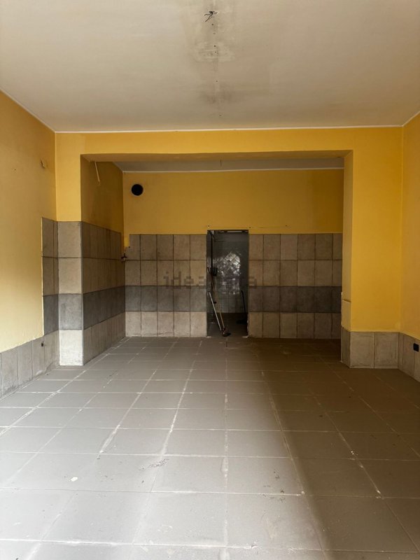 locale commerciale in affitto a Pescara