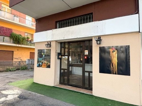 locale commerciale in affitto a Pescara