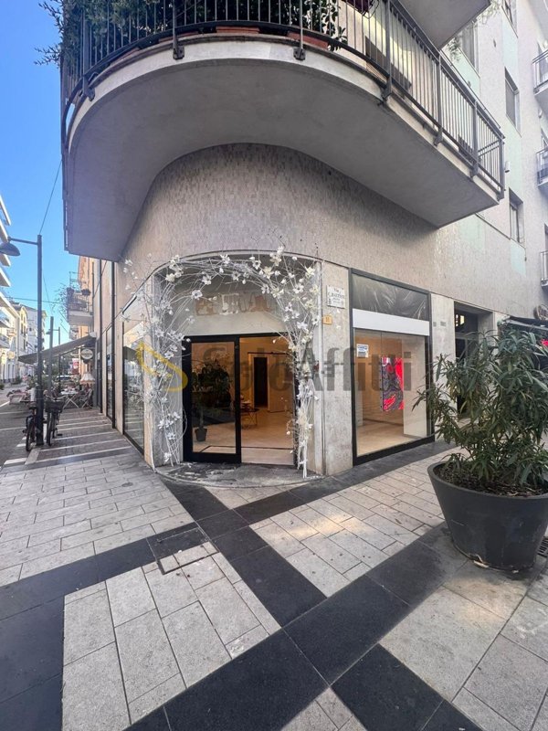 locale commerciale in affitto a Pescara in zona Centro Città