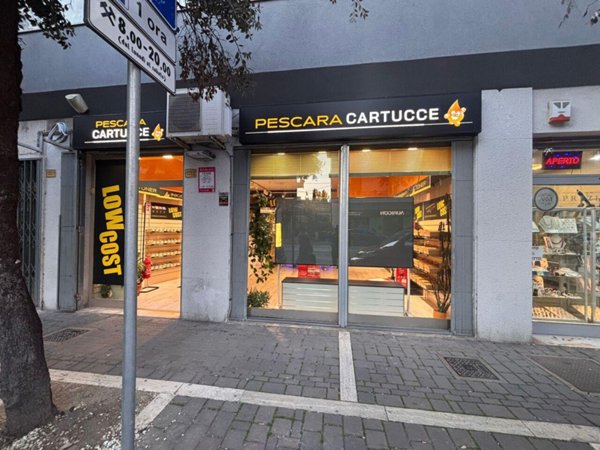 locale commerciale in affitto a Pescara