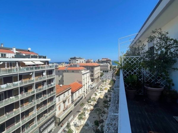 appartamento in affitto a Pescara in zona Centro Città
