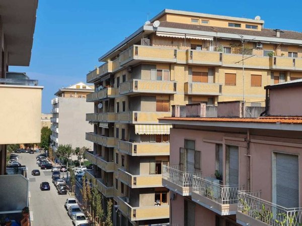 appartamento in affitto a Pescara in zona Centro Città
