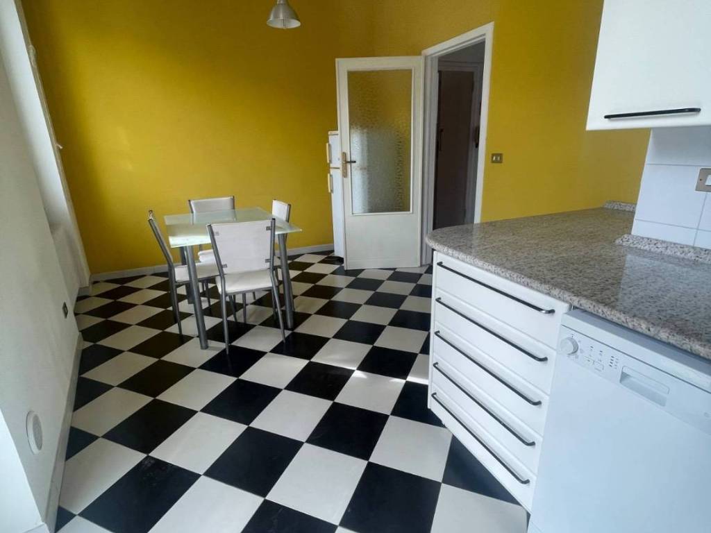 appartamento in affitto a Pescara in zona Centro Città