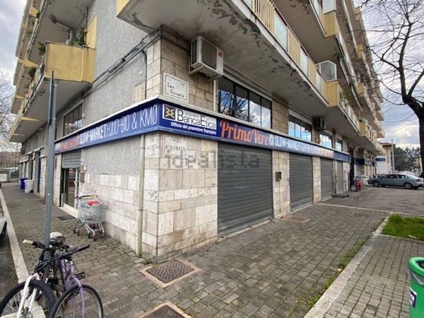 locale commerciale in affitto a Pescara in zona San Donato