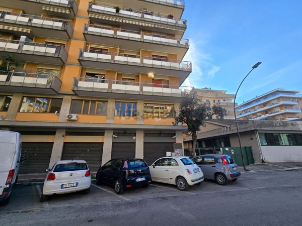 ufficio in affitto a Pescara in zona Centro Città