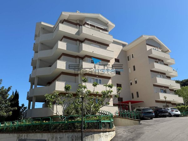 appartamento in affitto a Pescara in zona Colle Pietra