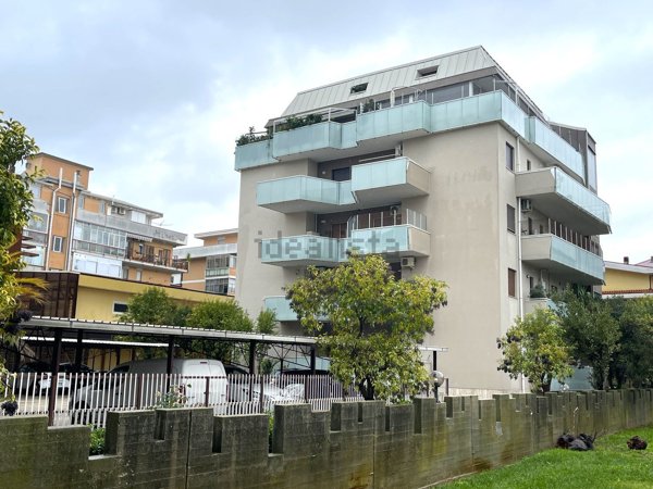 appartamento in affitto a Pescara in zona Porta Nuova