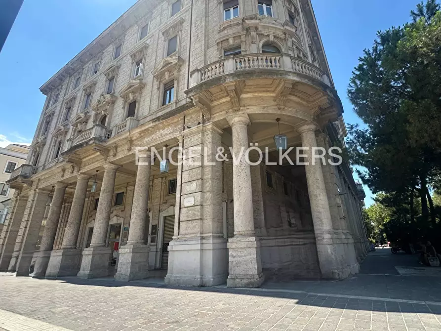locale commerciale in affitto a Pescara
