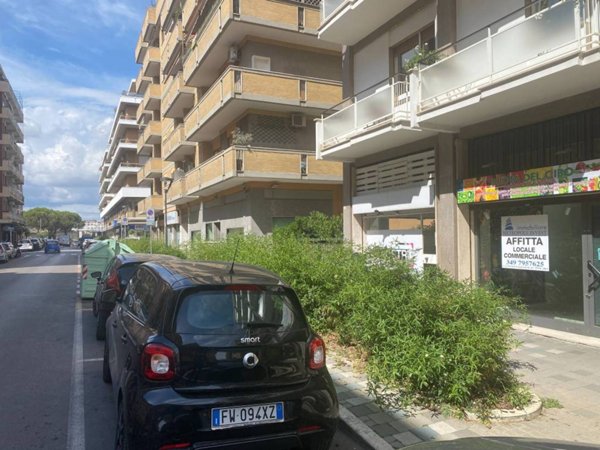 negozio in affitto a Pescara