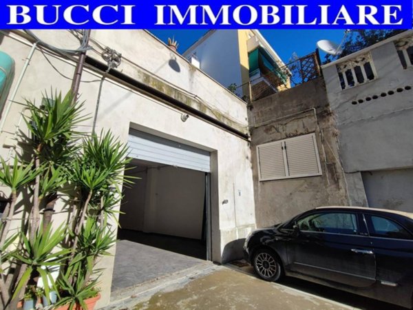 box auto in affitto a Pescara in zona Centro Città