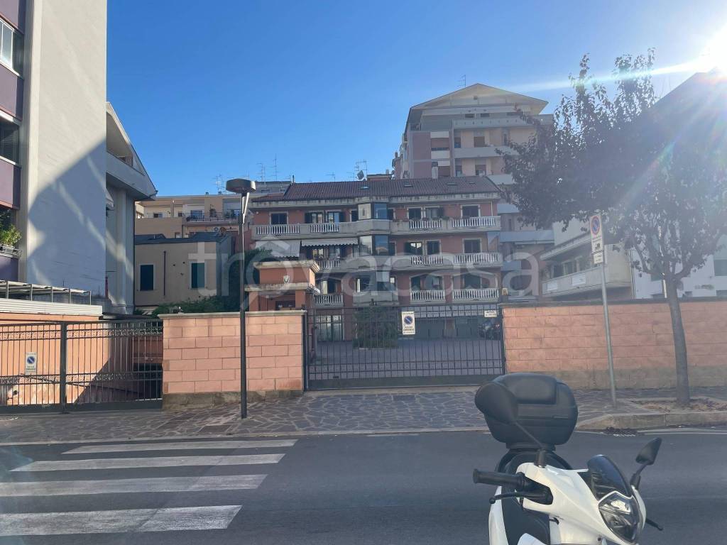 box auto in affitto a Pescara