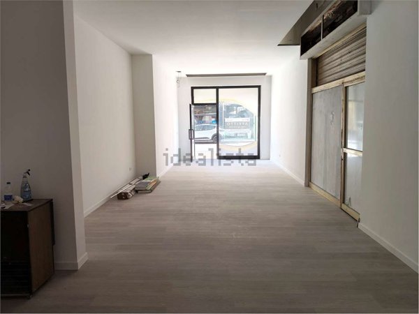 locale commerciale in affitto a Pescara