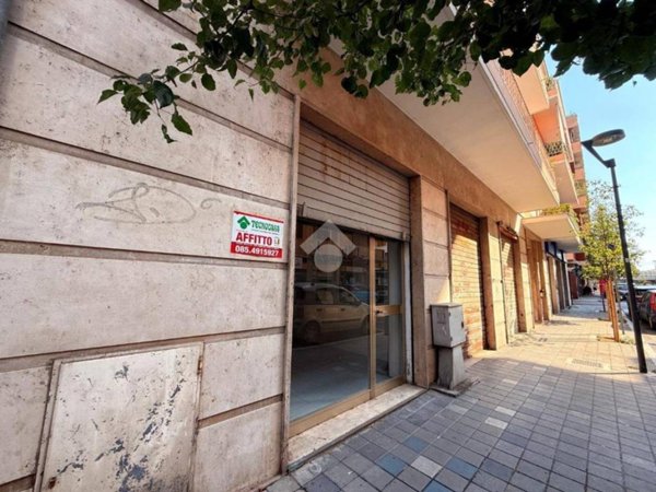 negozio in affitto a Pescara in zona Centro Città