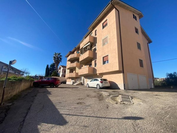 appartamento in affitto a Spoltore in zona Santa Teresa